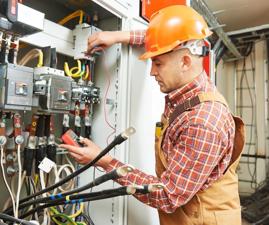 Wie oft elektrische Betriebsmittel zur DGUV V3 Prüfung müssen