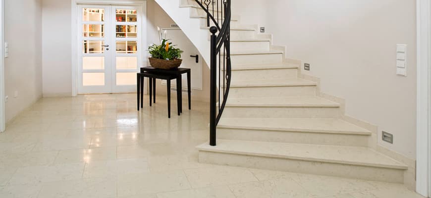Gestalten Sie Ihre Treppe perfekt mit Stepsta: Einfach, individuell und mit garantierter Qualität
