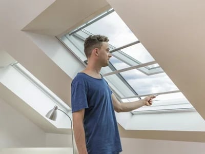 Fliegengitter Dachfenster Velux nach Maß – Schutz vor Insekten mit hochwertigen Materialien