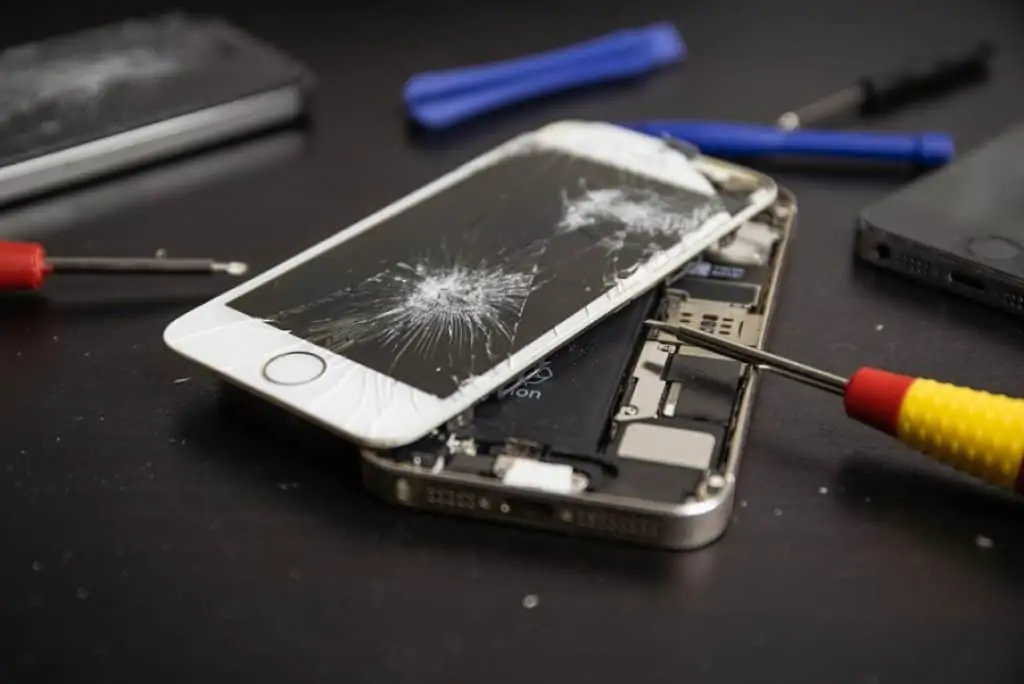 Perfekter Schutz für Huawei und Samsung: Unsere Schutzfolie nach einer Reparatur