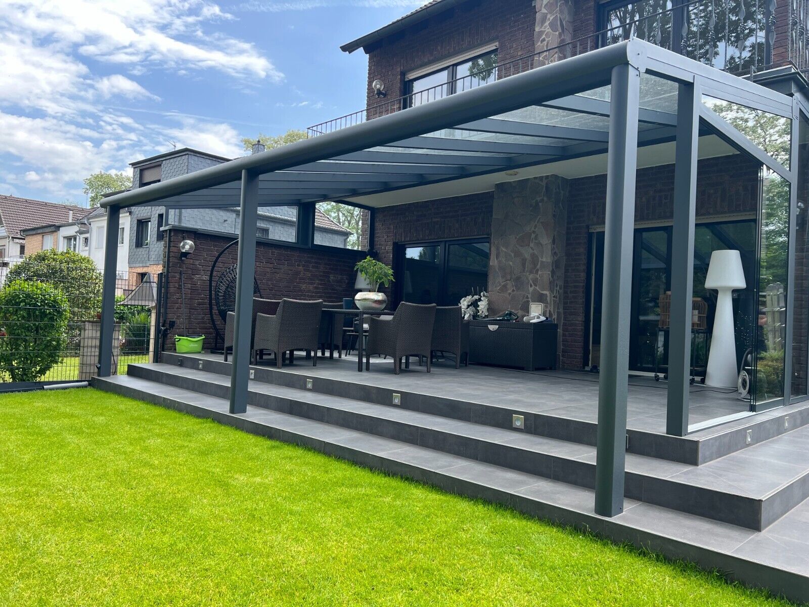Terrassenüberdachung Alu: Die perfekte Lösung für wetterfeste Terrassen