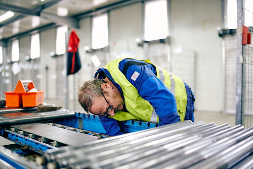 Warum der richtige Service für Fördertechnik entscheidend für Ihre Produktivität ist