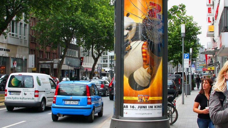 Kosten einer Litfaßsäule: Investitionen und Ausgaben im Detail