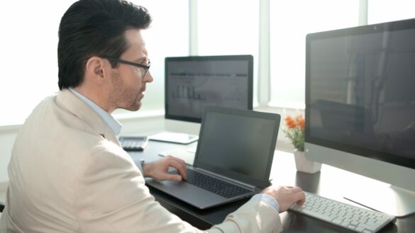 Wie PC-Überwachung bei der Aufdeckung von Insider-Bedrohungen hilft