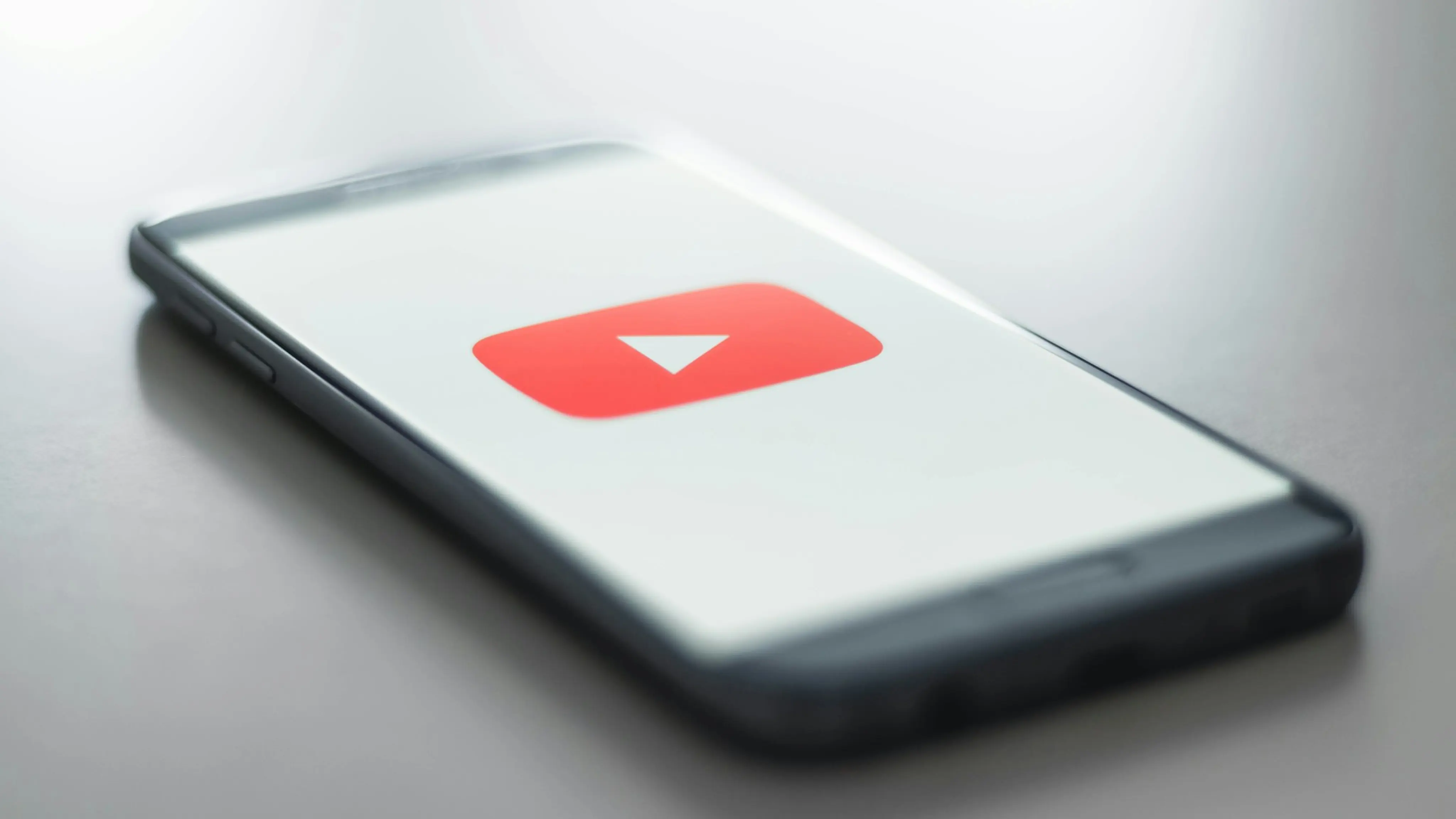 YouTube Views kaufen PayPal: Einfacher Boost für Ihren Kanal, aber kein Muss