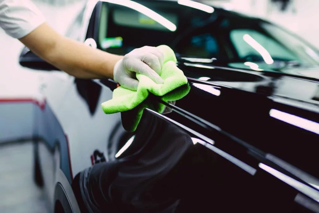 ROYAL GLANZ bietet die perfekte Leasing Rückgabe Vorbereitung München für Ihr Auto